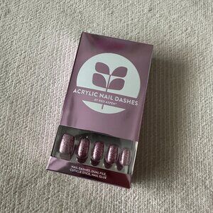 Happy Days Ahead, Haven Red Aspen Nail Dash